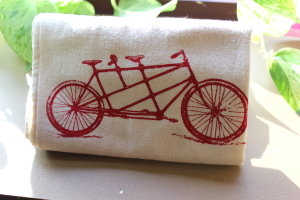 https://www.bergbag.com/wp-content/uploads/2016/02/bicycle-flour-sack-towel-300x200.jpg